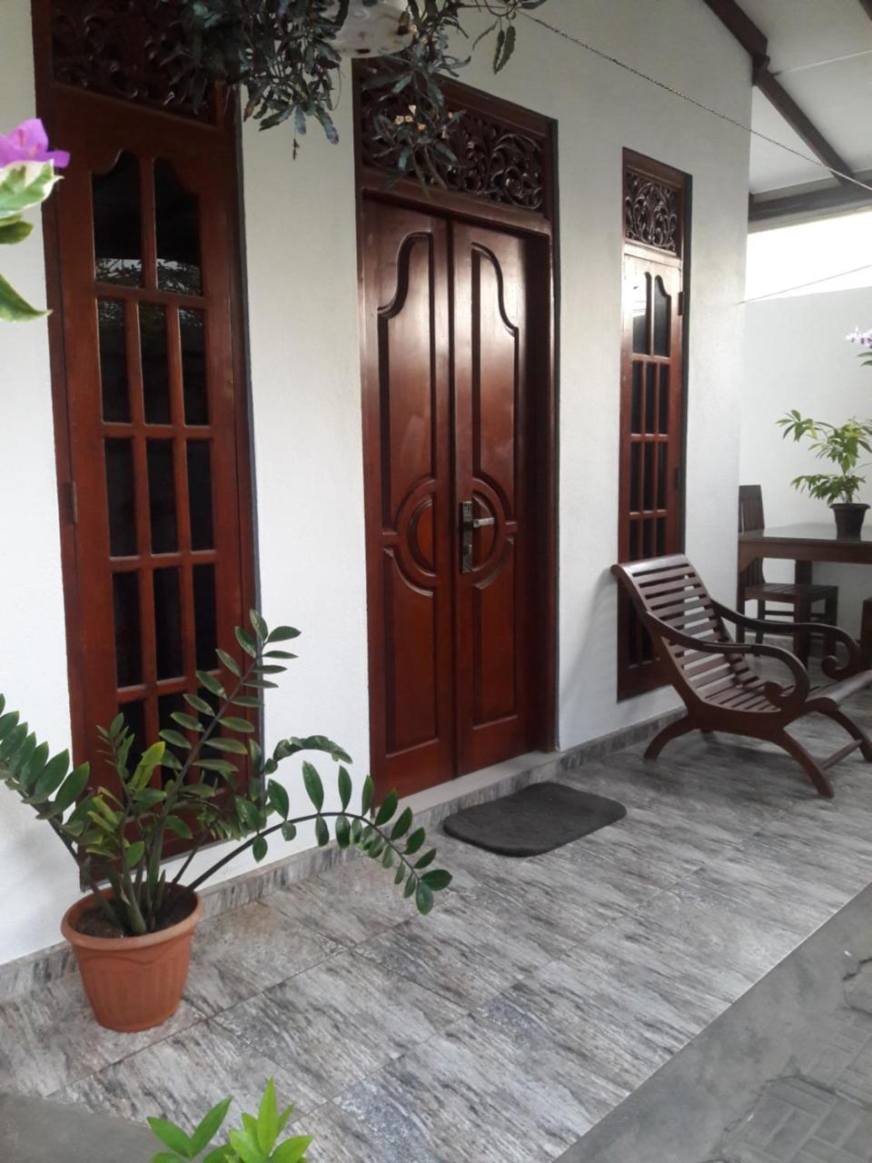 Aayu'S Guest Hotel Bentota Exterior photo